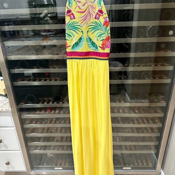 Yellow Embroidered Floral Maxi Dress Medium - Picture 2 of 8